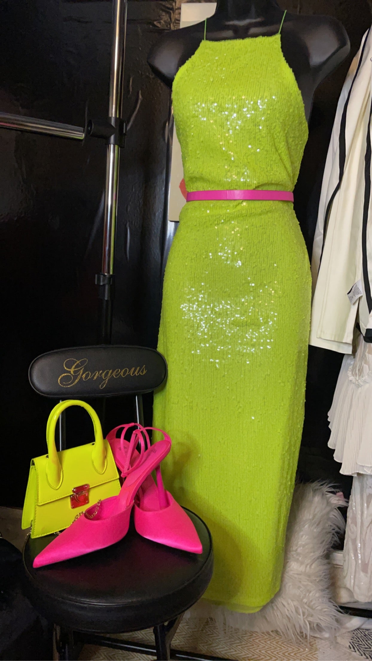 Ms Neon